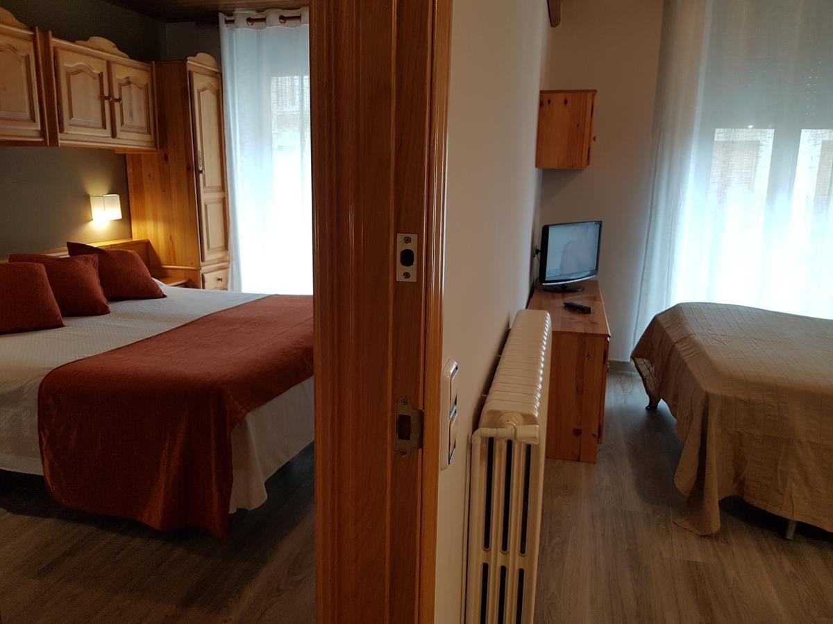 Hotel Sant Roc Кампрудон Екстер'єр фото